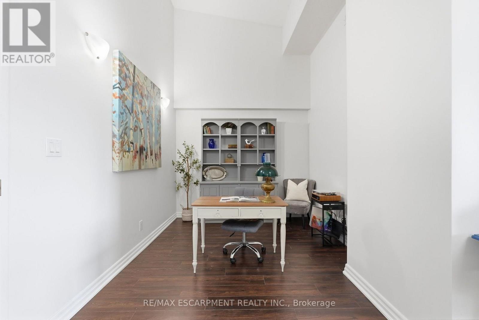 #321 170 ROCKHAVEN LANE - Image 7