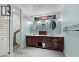 2-37 Salamanca Rd, Galiano Island, BC V0N1P0 Photo 20