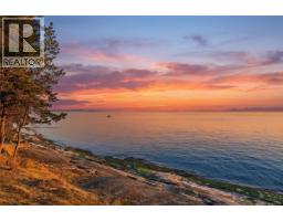 2-37 Salamanca Rd, Galiano Island, BC V0N1P0 Photo 52