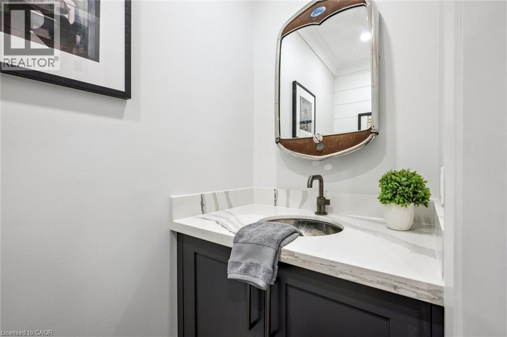 1261 STEPHENSON Drive - Image 20