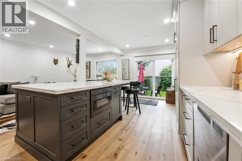 1261 STEPHENSON Drive - Image 15