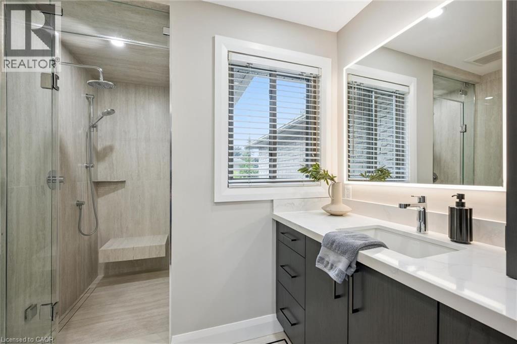 1261 STEPHENSON Drive - Image 25