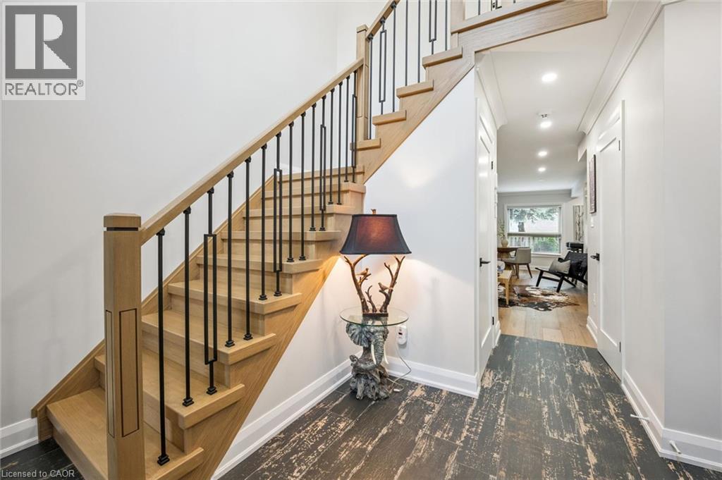 1261 STEPHENSON Drive - Image 5