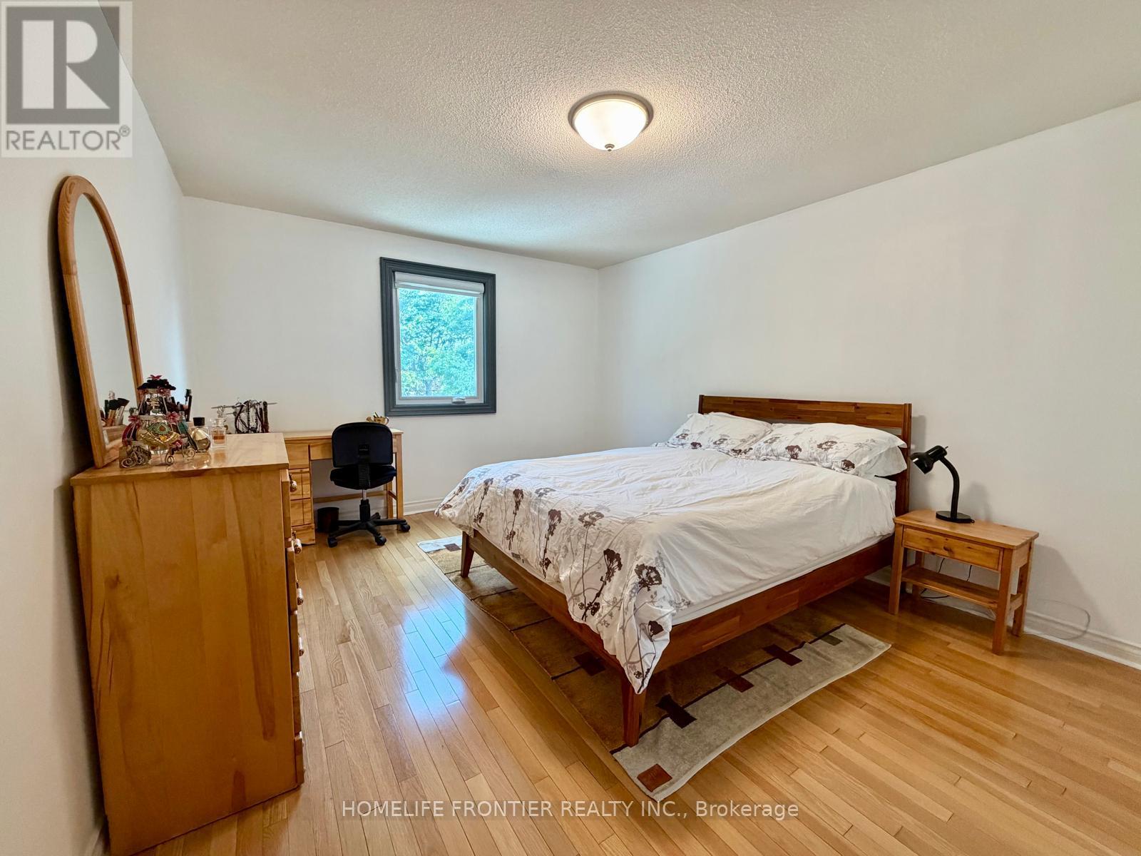 20 BRIDEWELL CRESCENT - 33