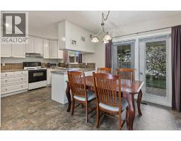 Primary Bedroom - 22 Deermeade Bay Se, Calgary, AB T2J5Z6 Photo 8