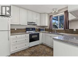 3pc Bathroom - 22 Deermeade Bay Se, Calgary, AB T2J5Z6 Photo 9