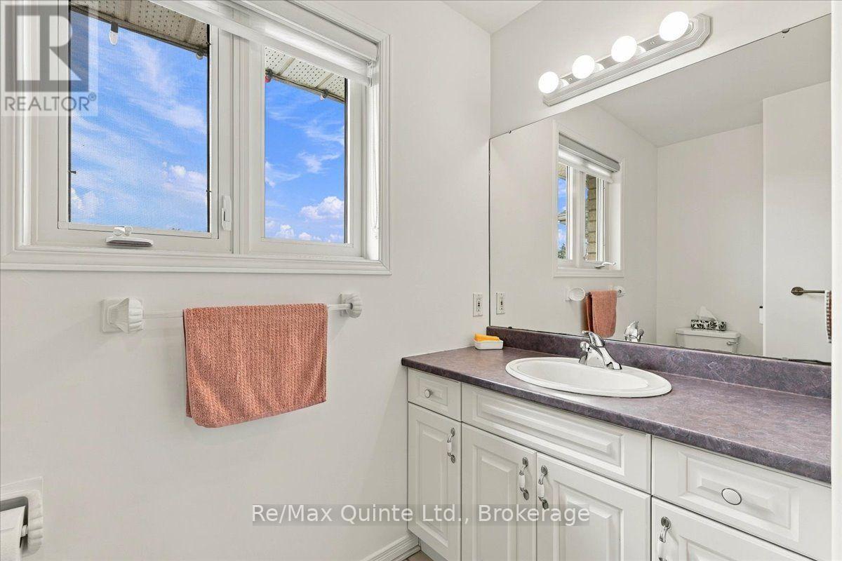 11 HURON LANE - Image 30