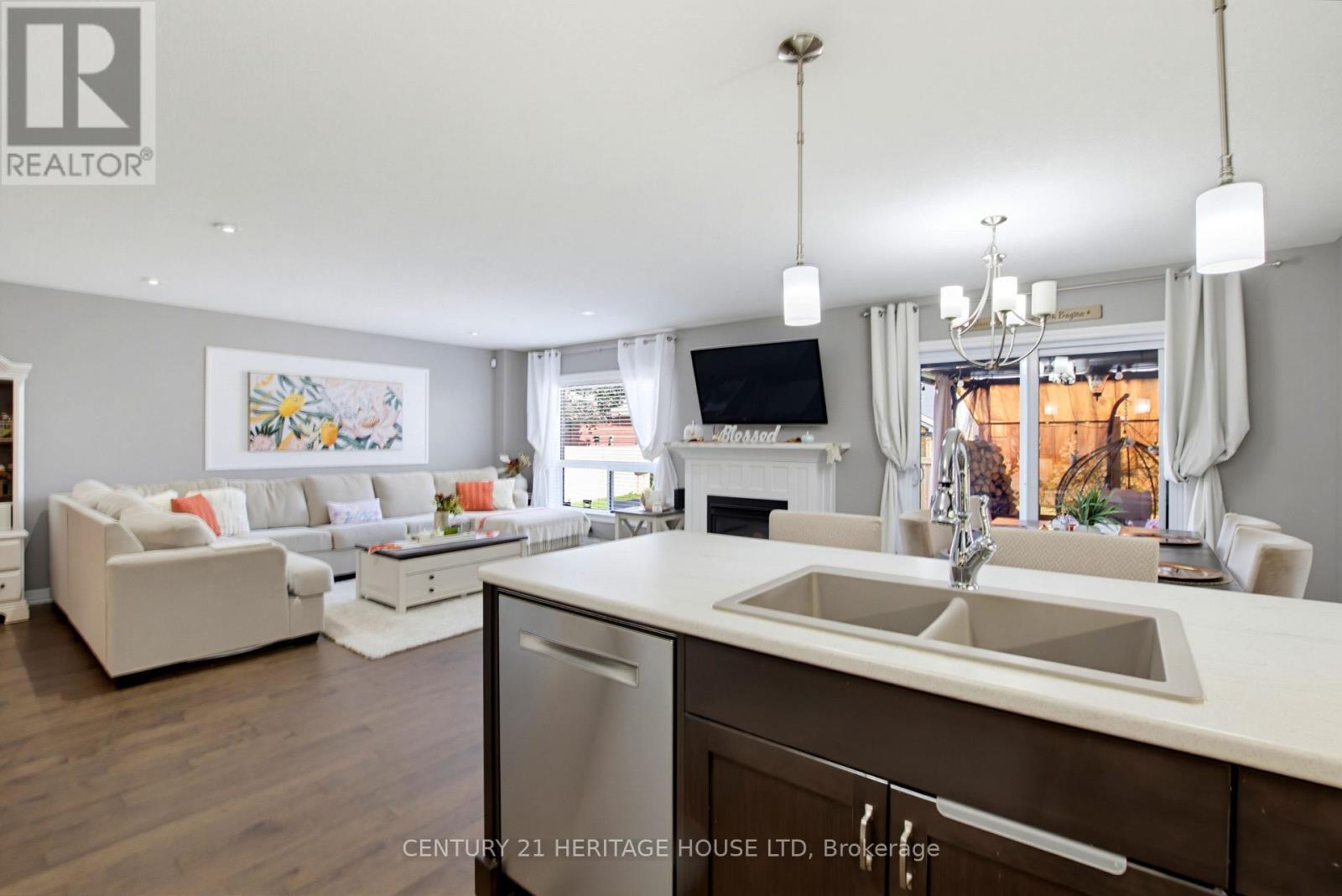 193 TARRY PARKWAY - 19