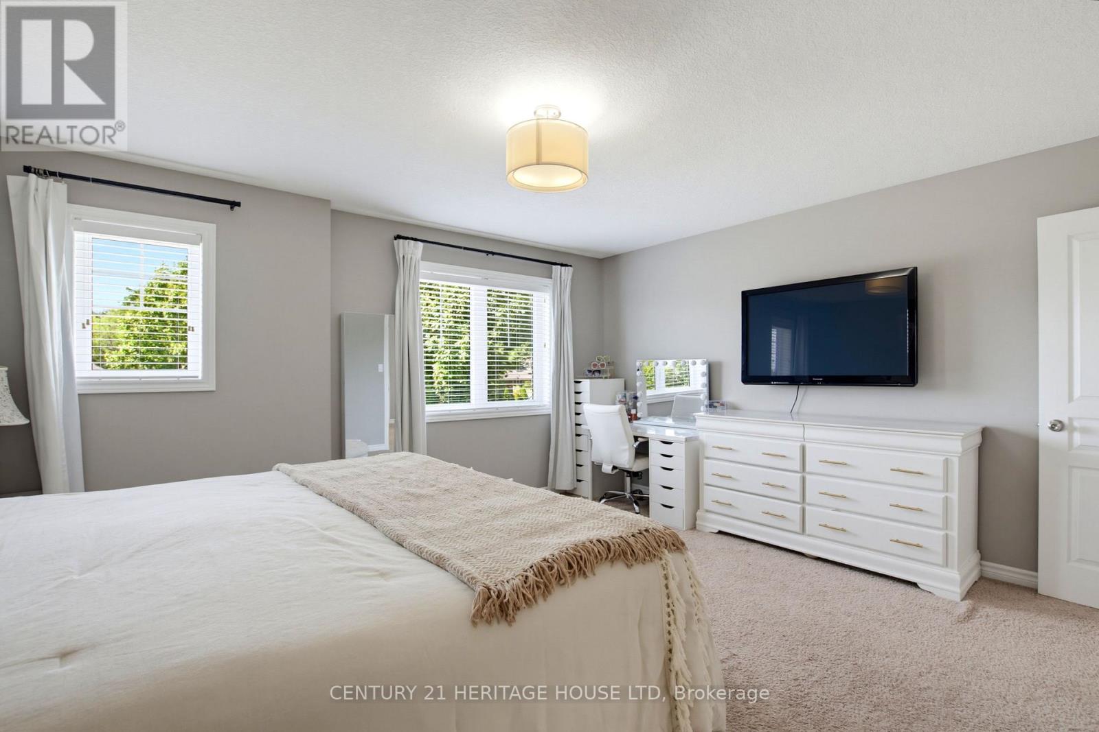 193 TARRY PARKWAY - Image 25