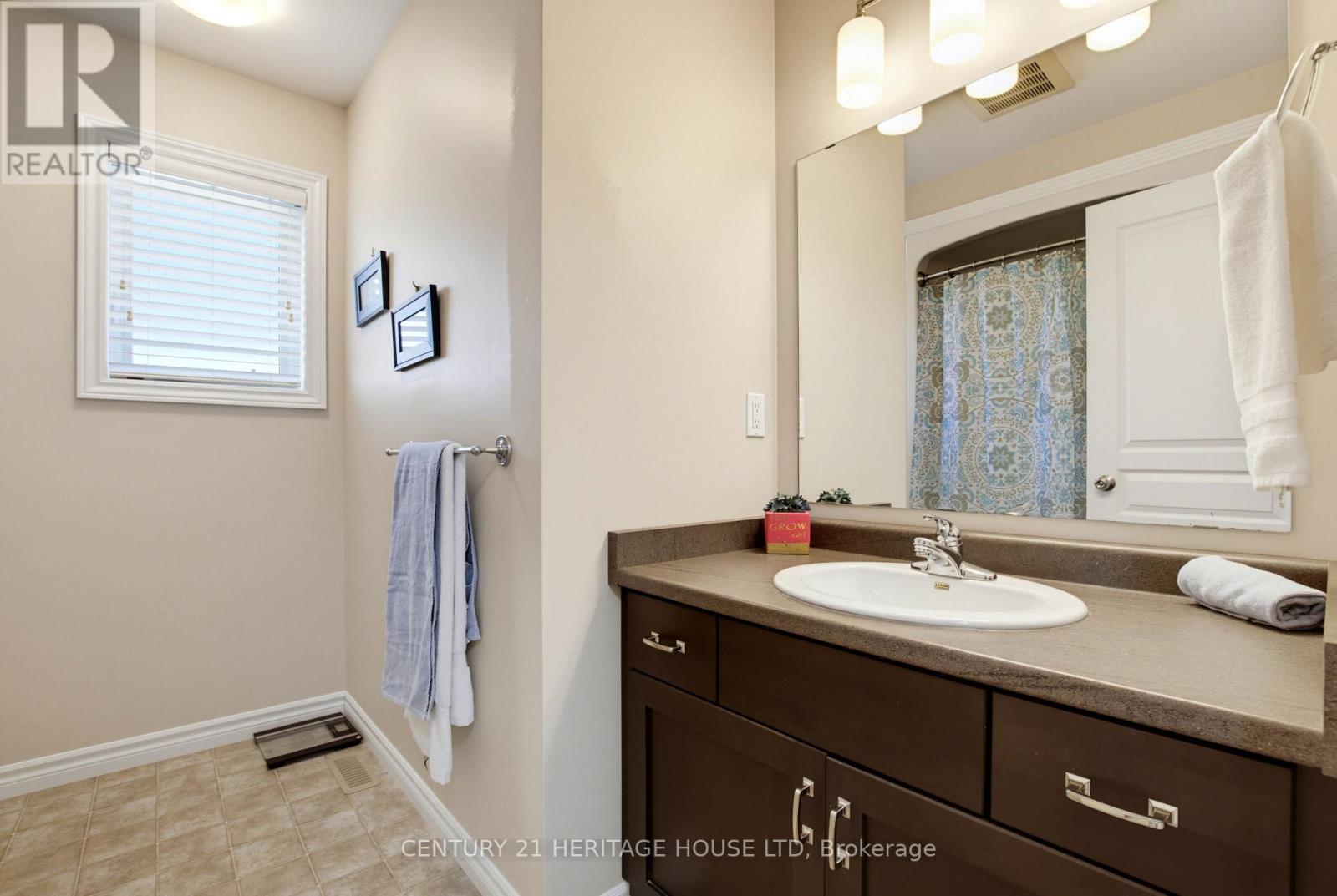193 TARRY PARKWAY - 34