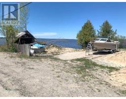 7650 Fredrickhouse Lake Road, Timmins, ON P0N1A0 Photo 7