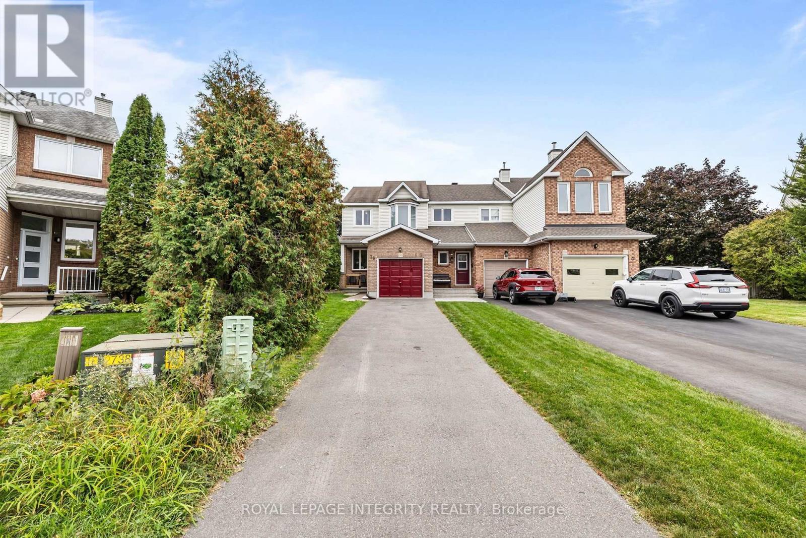26 ASTORIA CRESCENT - 1