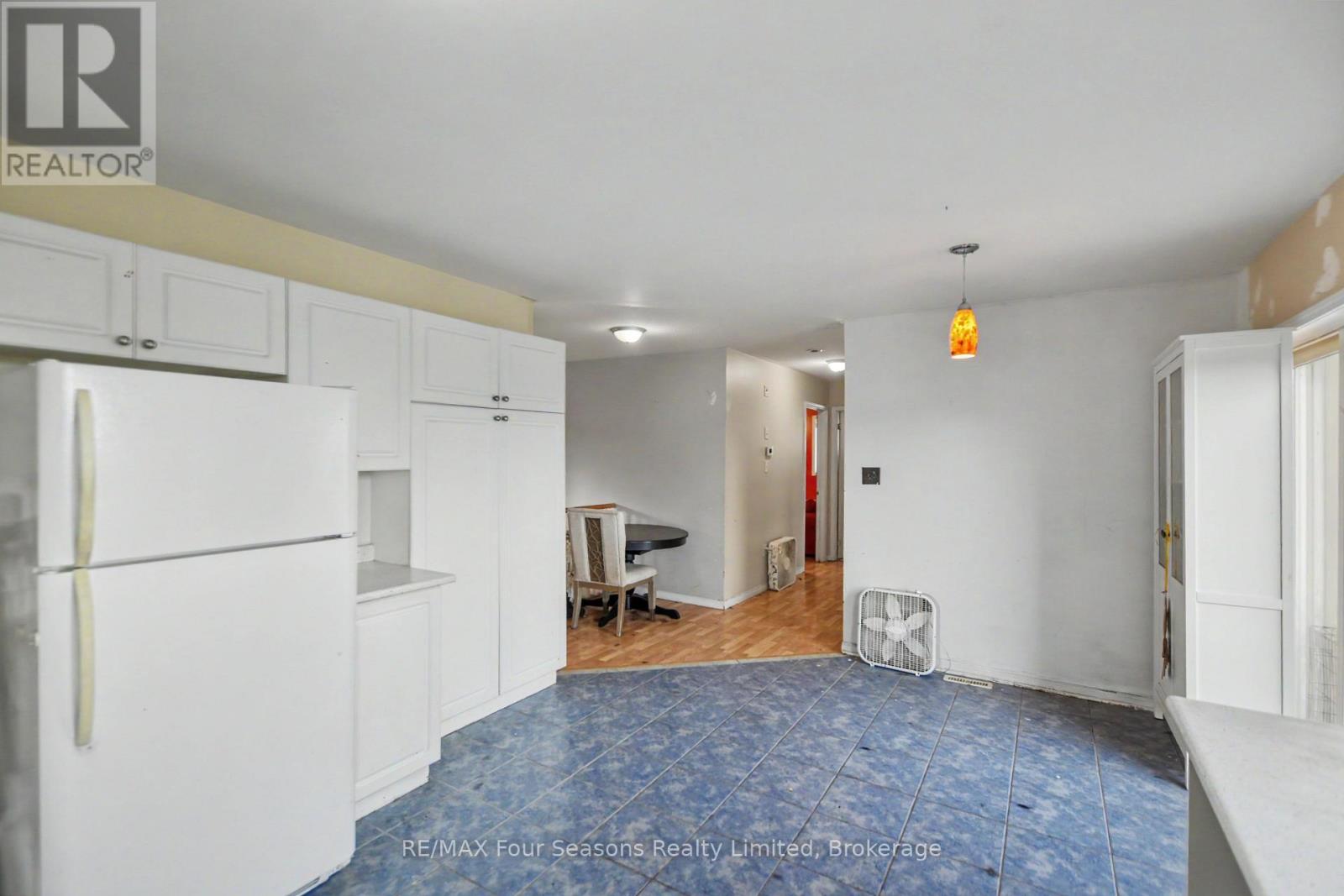 267 SPRUCE STREET - Image 13