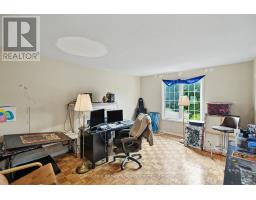 Bedroom 3 - 267 Spruce Street, Clearview, ON L0M1S0 Photo 9