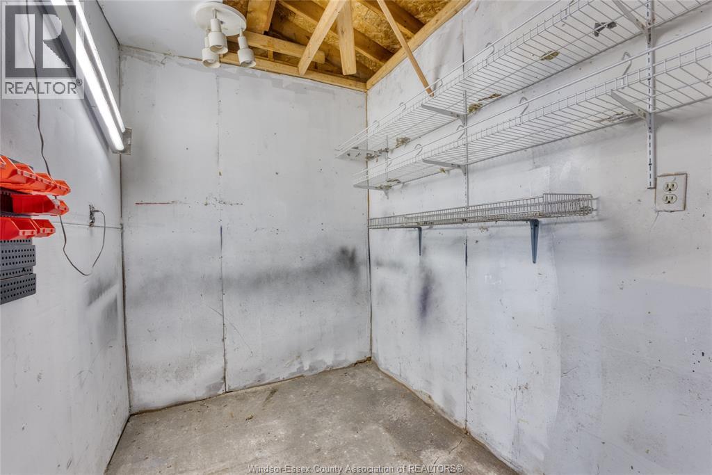 265 WATSON AVE - 32