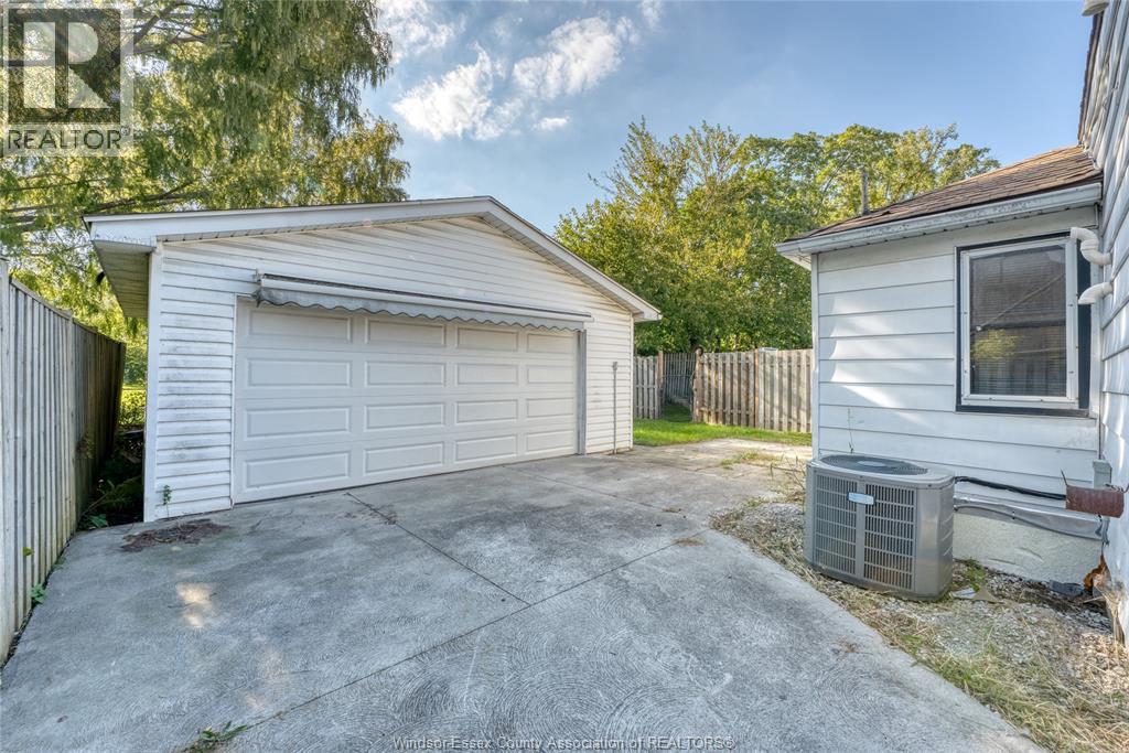 265 WATSON AVE - 33