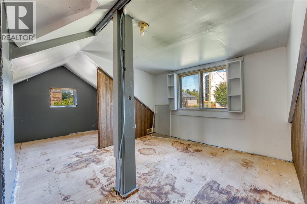 265 WATSON AVE - 29