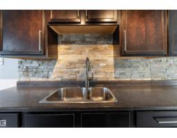 149 Cornell Co Nw, Edmonton, AB T5C3C3 Photo 11