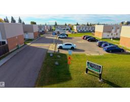 149 Cornell Co Nw, Edmonton, AB T5C3C3 Photo 35