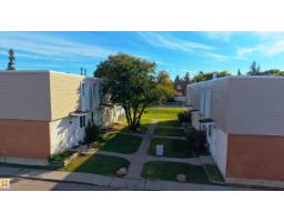 149 Cornell Co Nw, Edmonton, AB T5C3C3 Photo 37