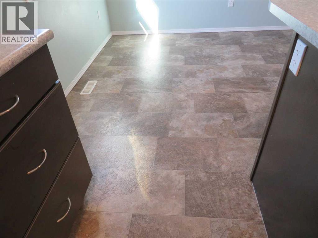 3, 4812 45 Street, Lloydminster — photo 14