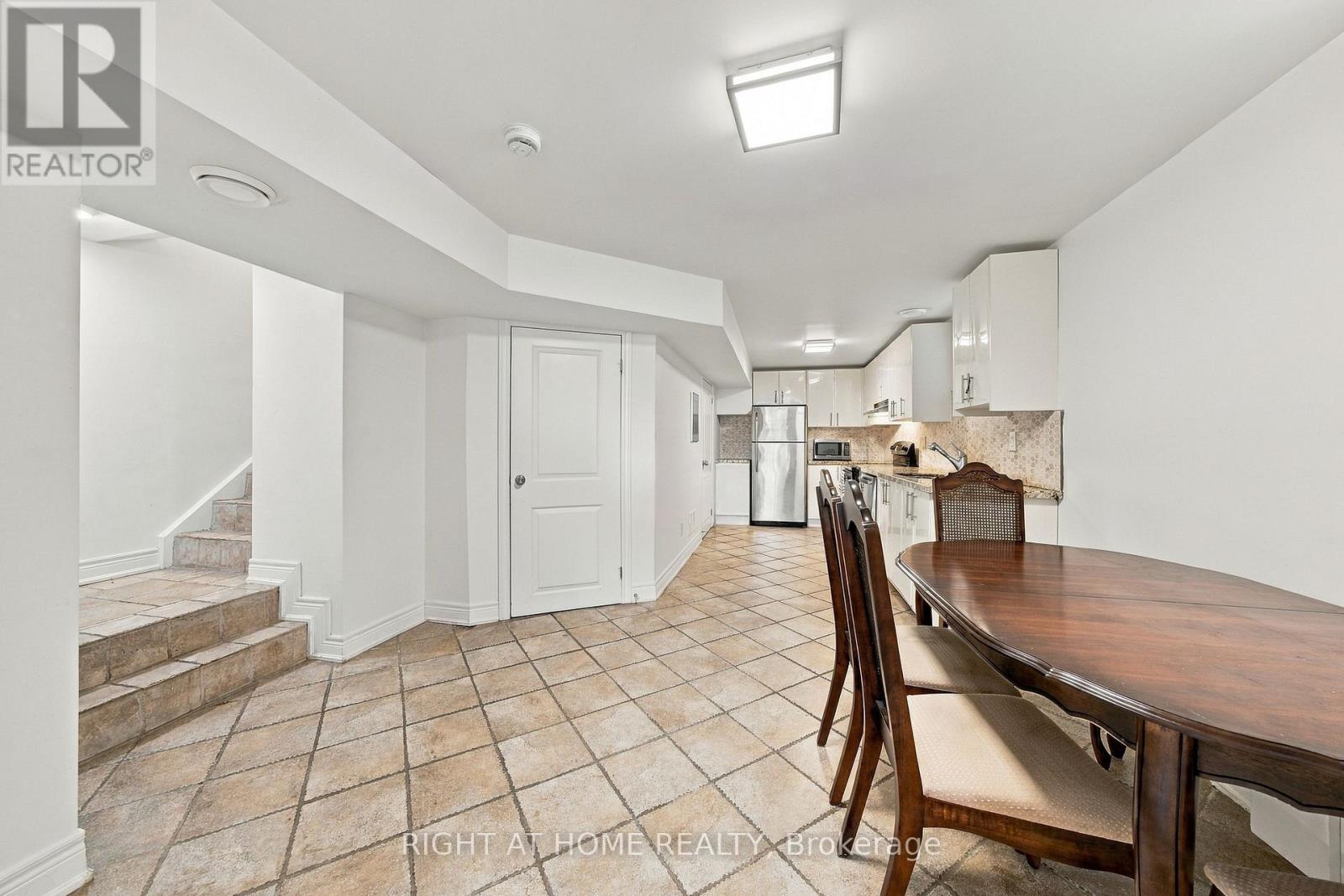 490 Brock Avenue — photo 12