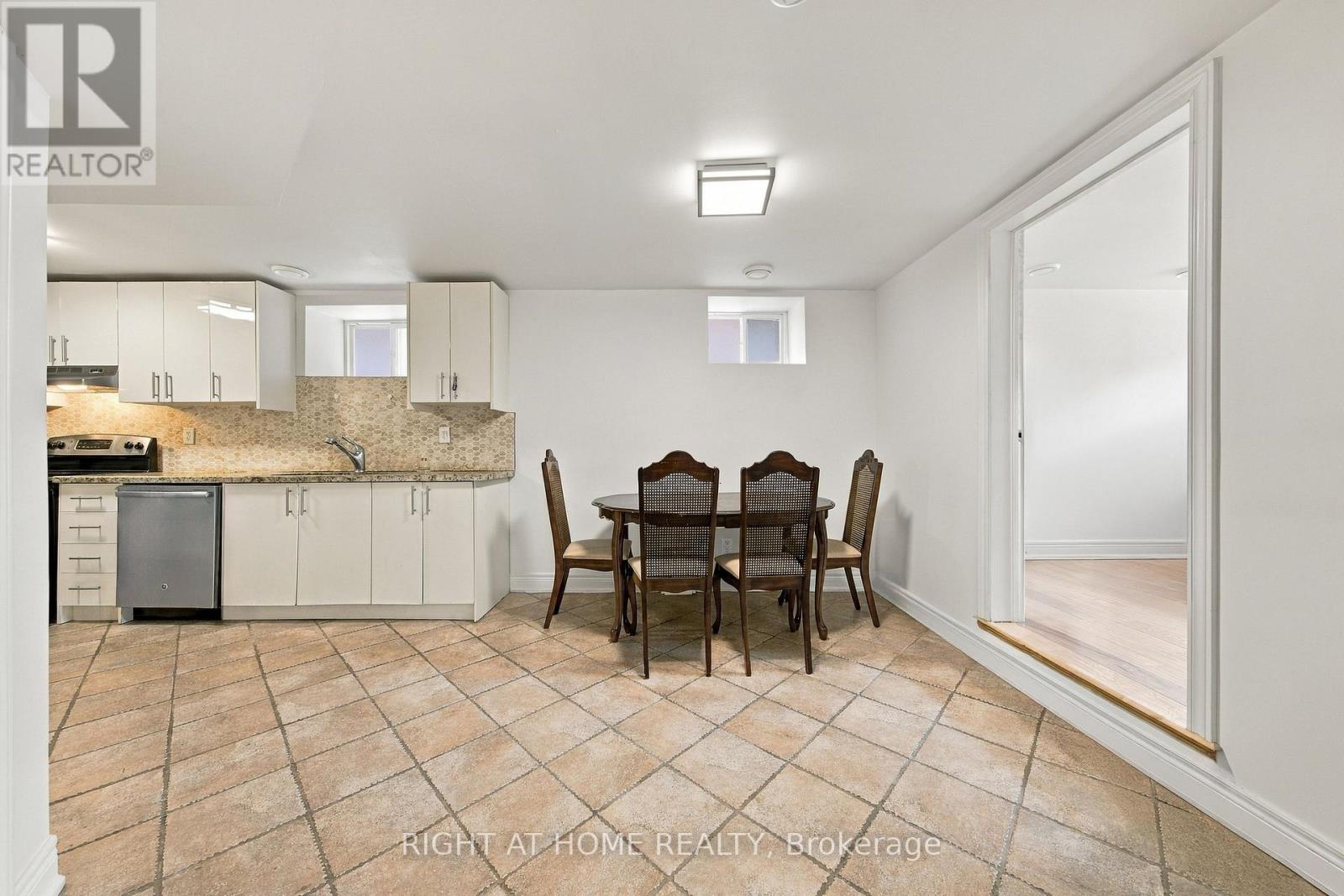 490 Brock Avenue — photo 13