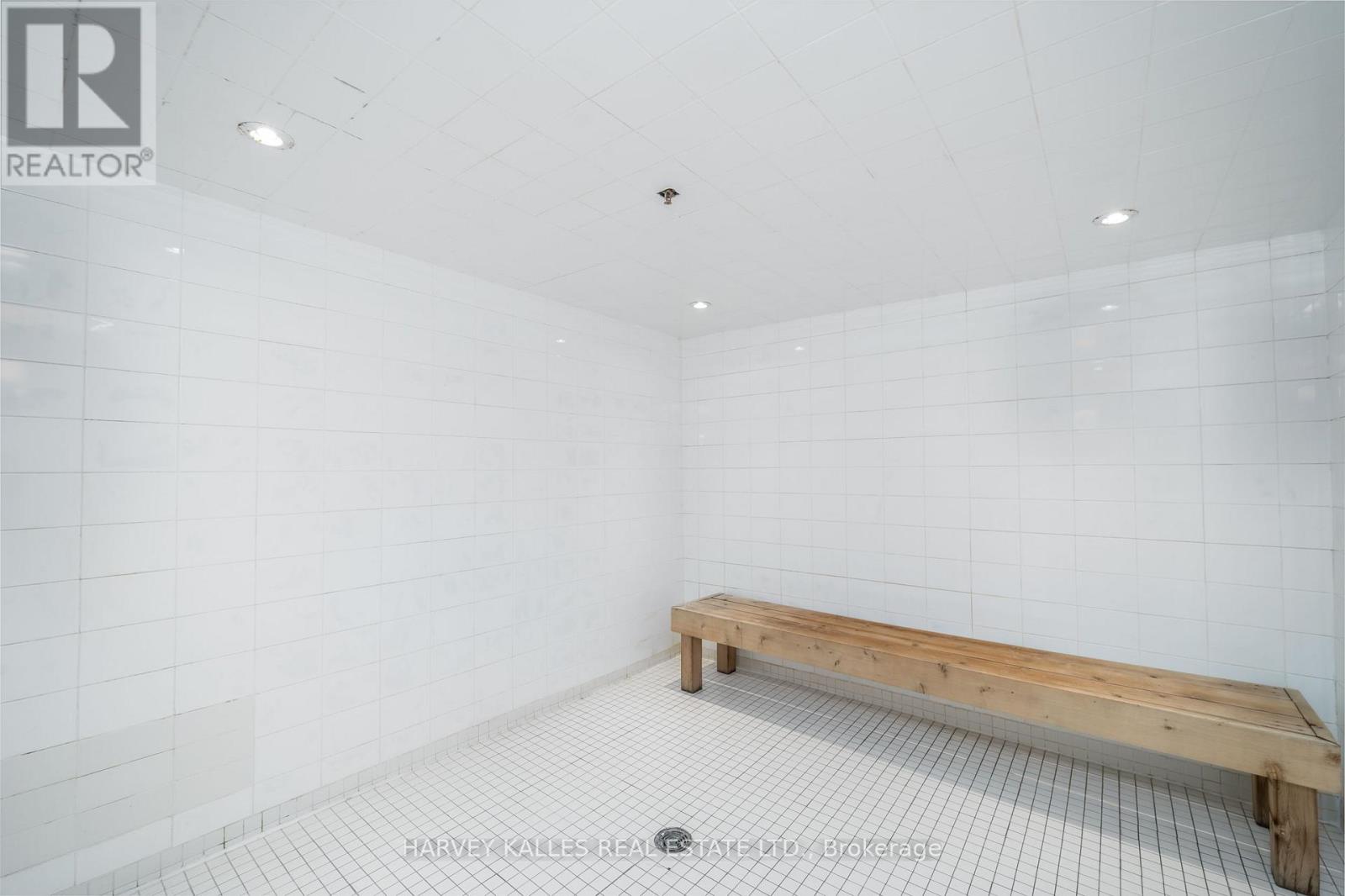 #313 225 WELLESLEY STREET E - 17