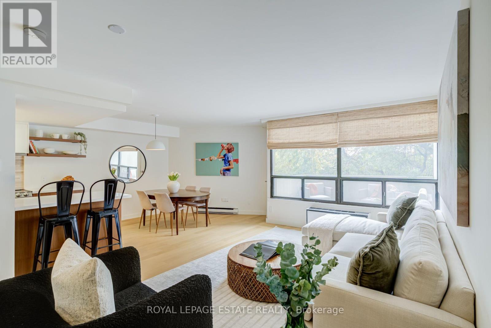 A12 - 284 MILL ROAD, Toronto (Markland Wood) — photo 7