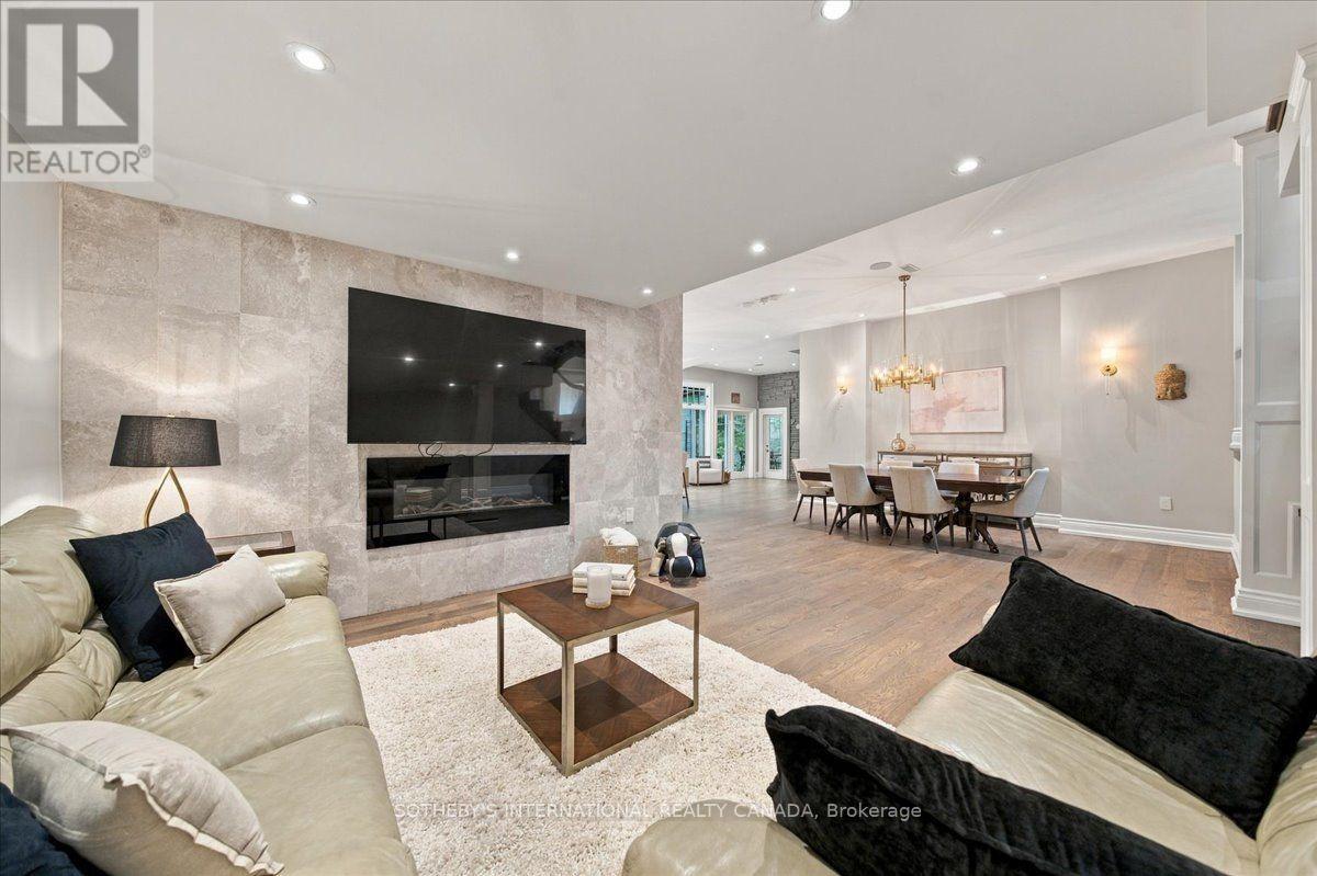 520 ARROWHEAD ROAD - 20