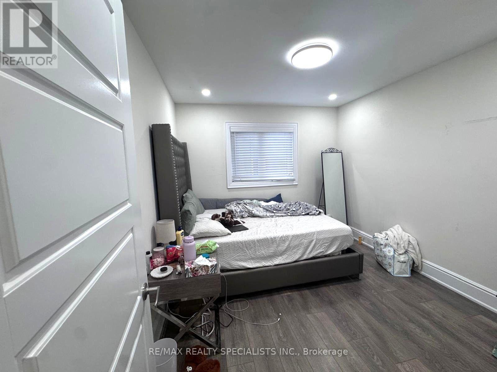 8619 CHICKORY TRAIL - Image 15