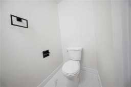 11 Berwyn Bay, Winnipeg, MB R2C2W1 Photo 18