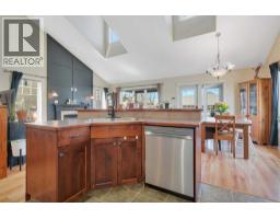 3pc Bathroom - 100 Wade Close, Red Deer, AB T4N7E6 Photo 8