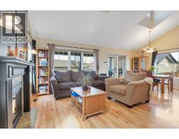 100 Wade Close, Red Deer, AB T4N7E6 Photo 17