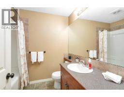 100 Wade Close, Red Deer, AB T4N7E6 Photo 37
