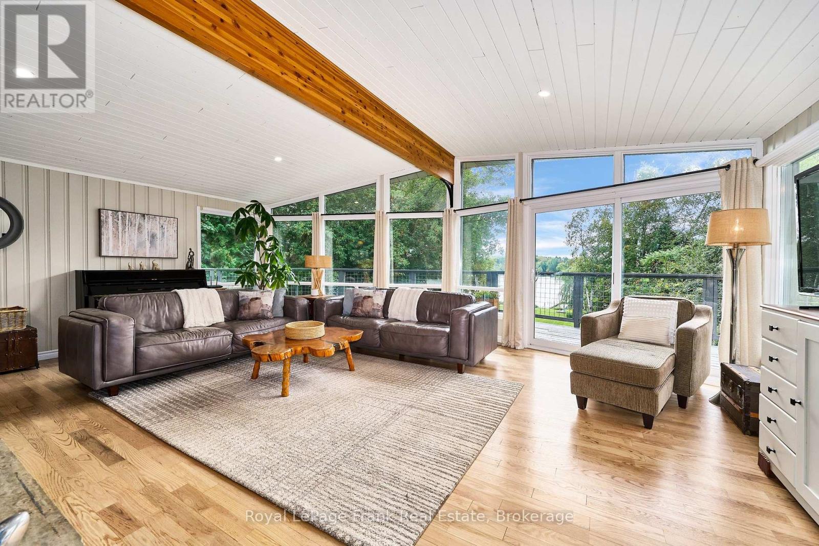 156 ACTON ROAD, Uxbridge — photo 4