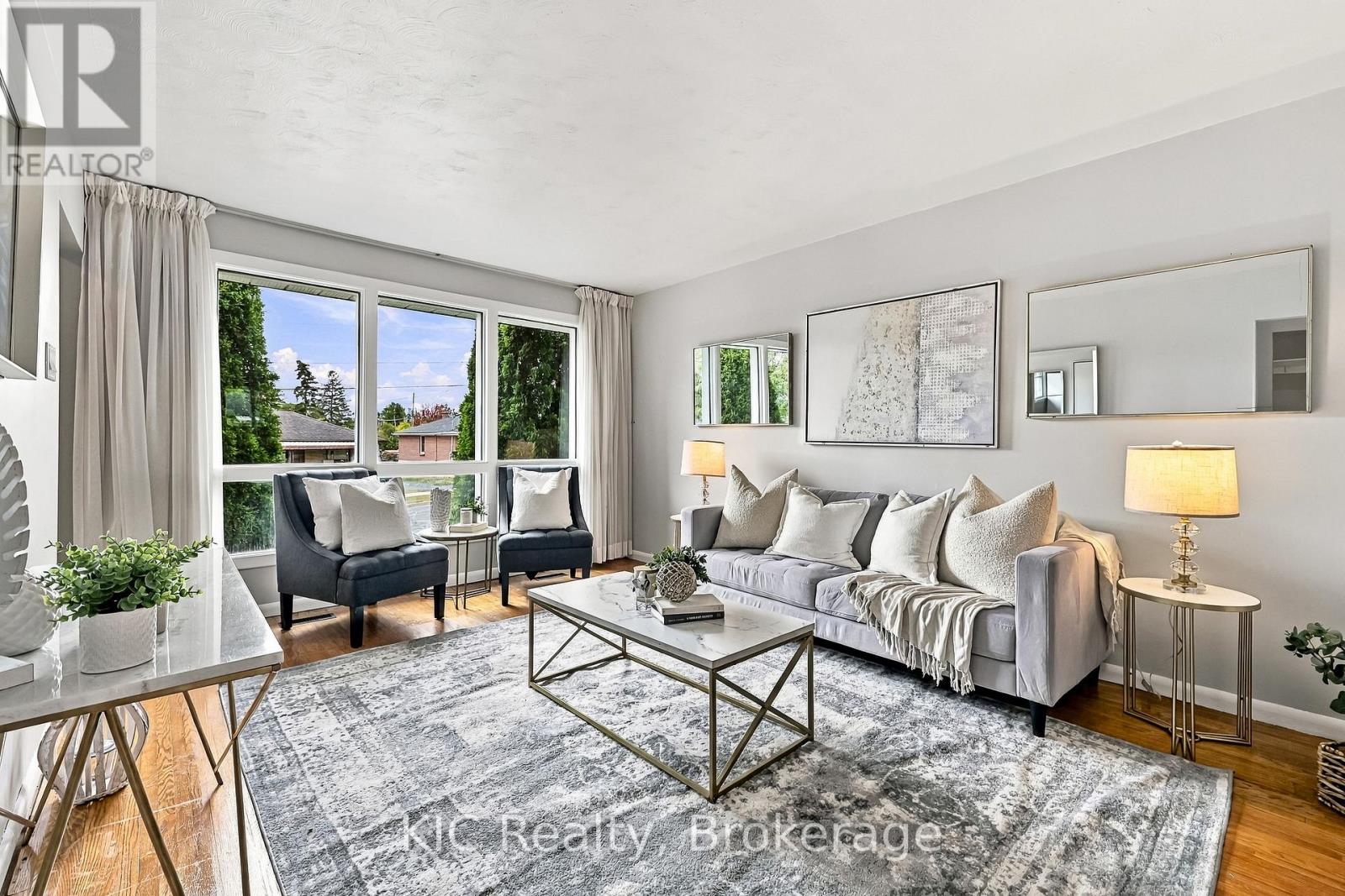 198 MCCLENNAN STREET - 11