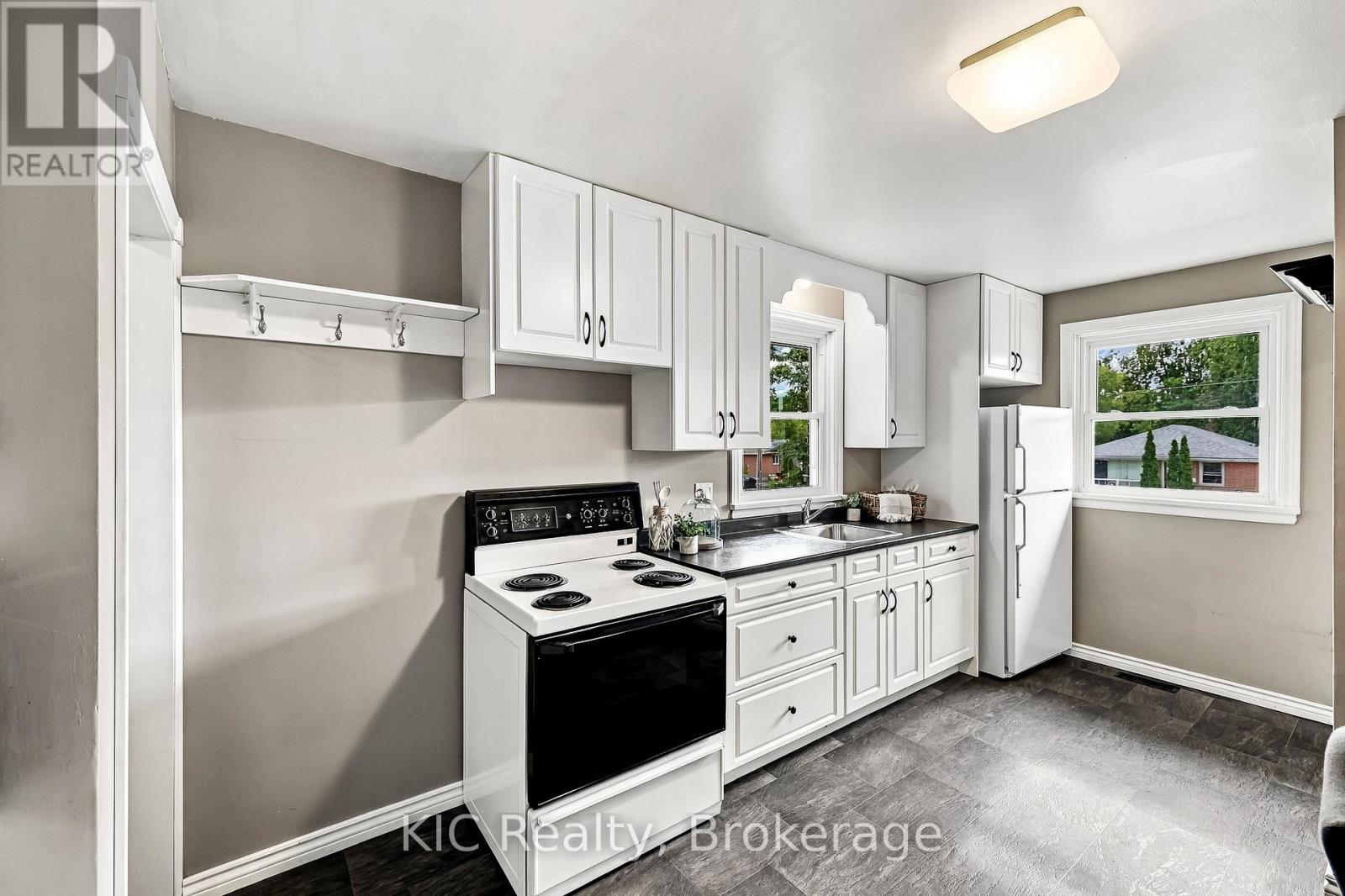 198 Mcclennan Street, Peterborough, ON photo 16