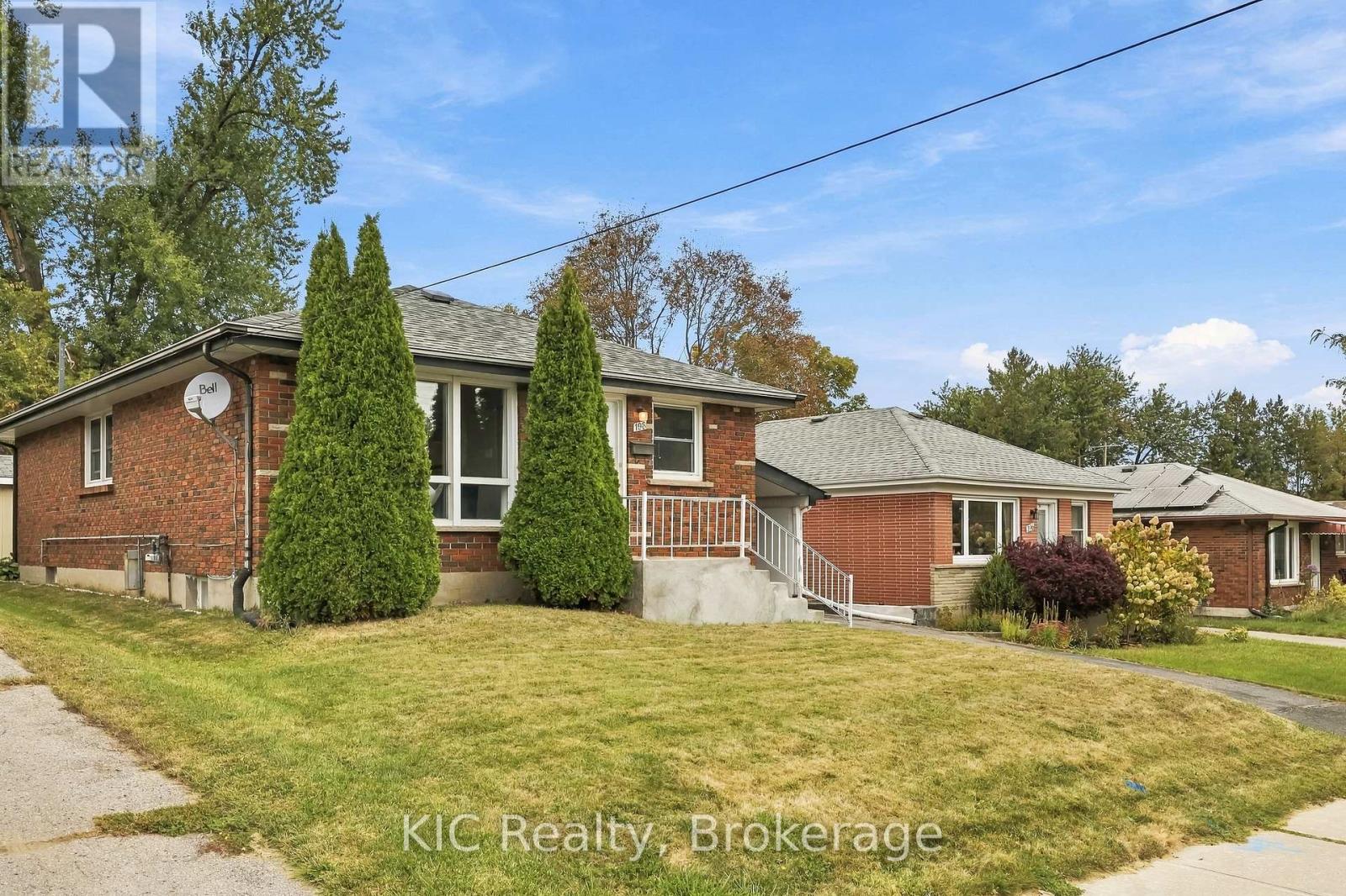 198 MCCLENNAN STREET, Peterborough (Northcrest Ward 5) — photo 2