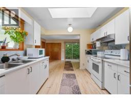 2 1215 Stelly's Cross Rd, Central Saanich, BC V8M1H3 Photo 19