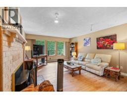 Kitchen - 2 1215 Stelly's Cross Rd, Central Saanich, BC V8M1H3 Photo 7