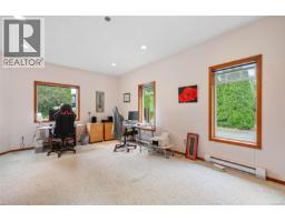2 1215 Stelly's Cross Rd, Central Saanich, BC V8M1H3 Photo 36