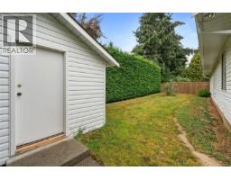 2 1215 Stelly's Cross Rd, Central Saanich, BC V8M1H3 Photo 39