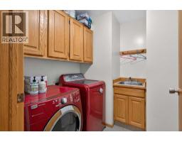 Storage - 740 3 Avenue Se, Three Hills, AB T0M2A0 Photo 15