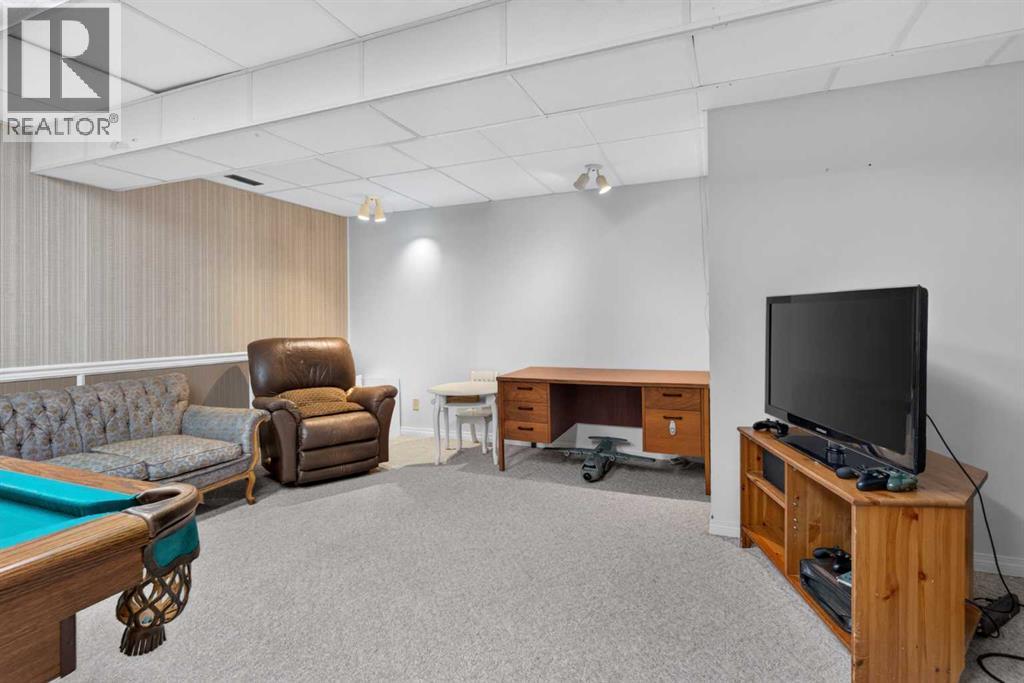 740 3 Avenue SE - 25