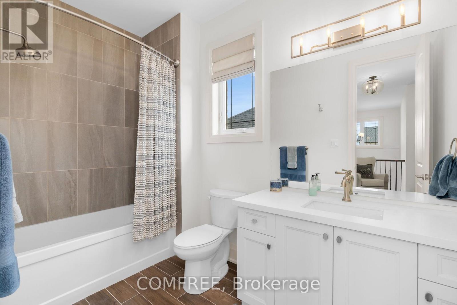 51 WOOD CRESCENT - 18
