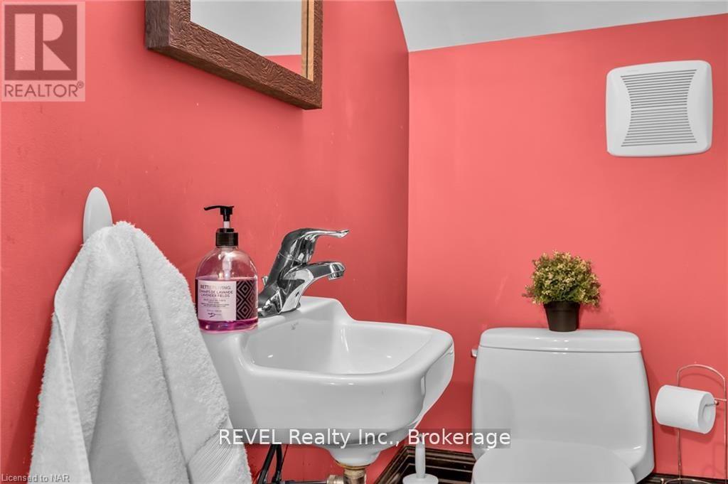 238 CREEK ROAD - 16
