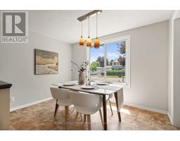 Foyer - 2179 Erinbrook Crescent, Ottawa, ON K1B4J7 Photo 12