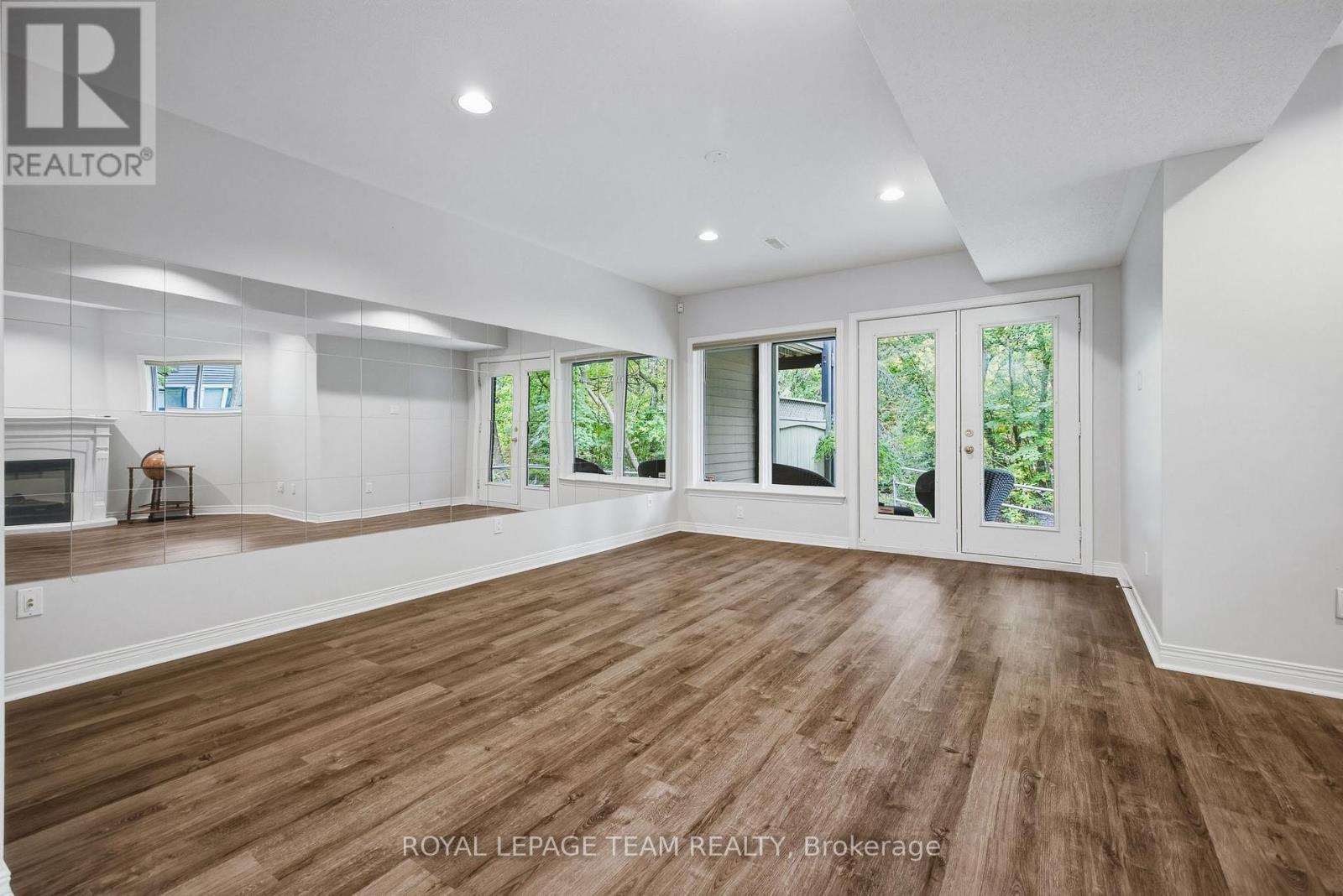 19 CREEKS END LANE - Image 37