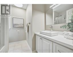19 Creeks End Lane, Ottawa, ON K2H1C7 Photo 34